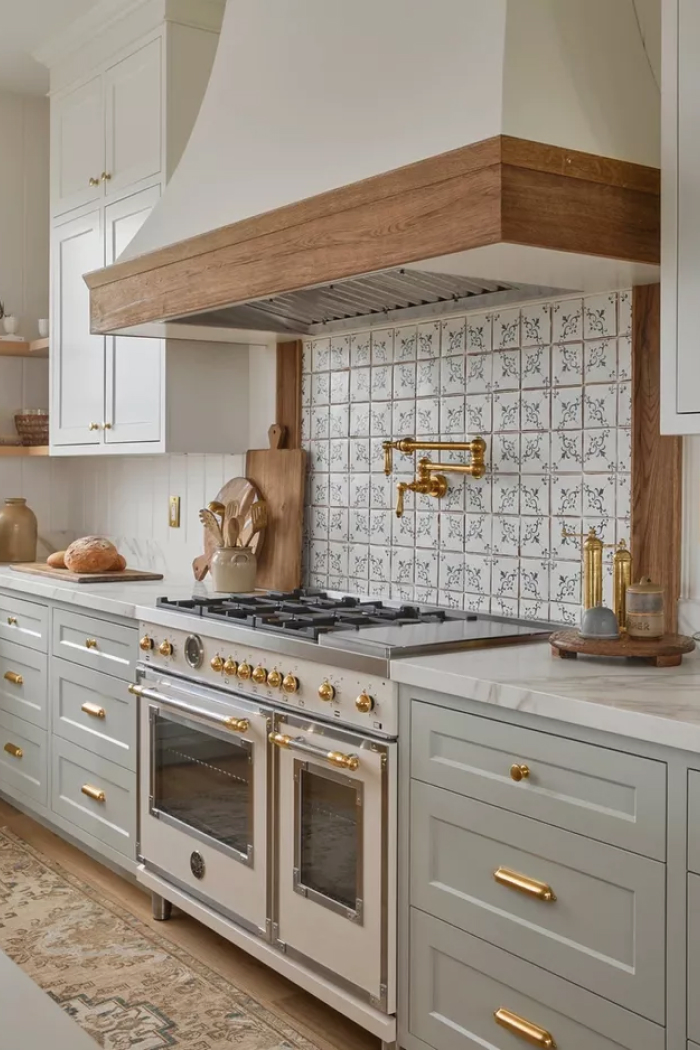 25 Small French Country Kitchen Ideas With Timeless Chic