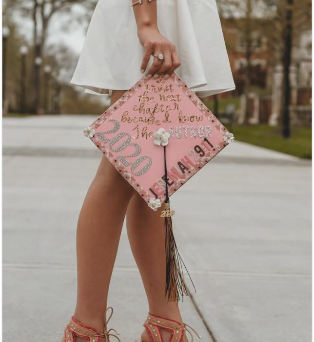 32 Best Graduation Cap Ideas That Look Stunning (Budget-friendly Too!)